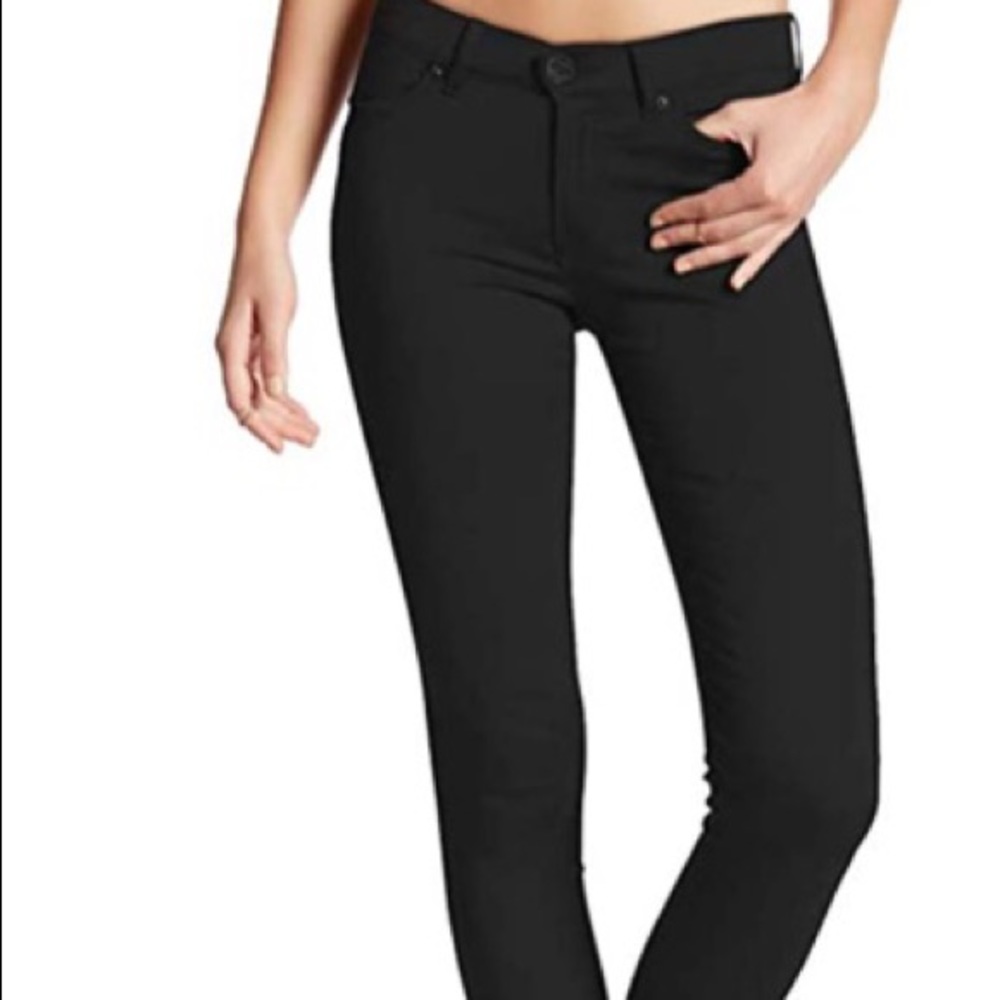 Black Skinny Jeans